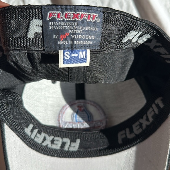 NWOT Vntg Cobra Shelby Embroidered signed flexfit baseball cap small-medium fit - Picture 3 of 4